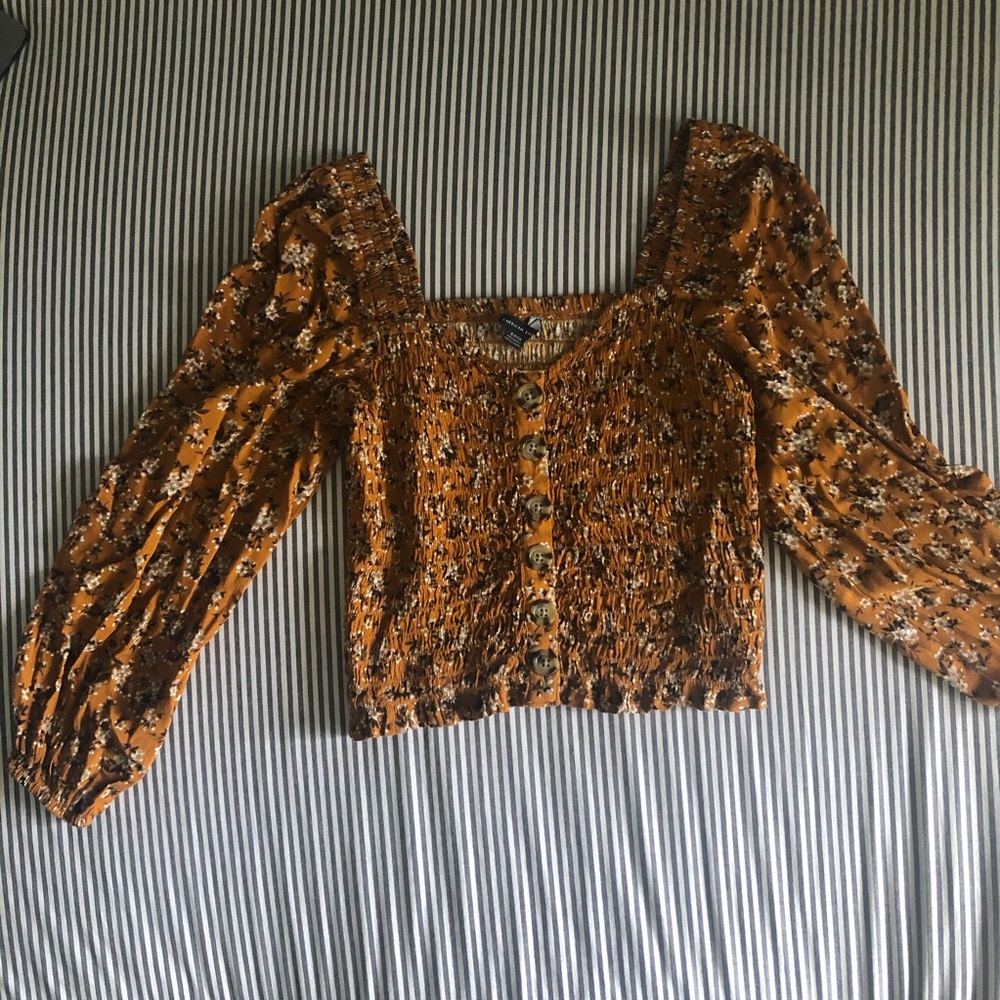 Perfect Fall Cropped Blouse - Picture 2 of 3